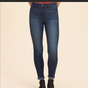 Hollister skinny jeans